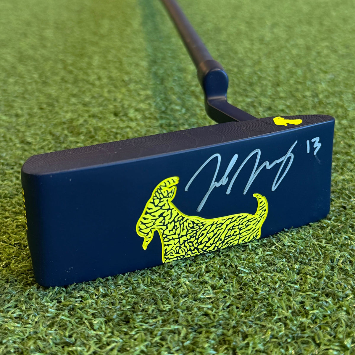 THE WOLV BLADE PUTTER